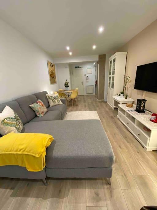 Apartamento A 100Metros De La Playa De San Lorenzo กิฮอน ภายนอก รูปภาพ