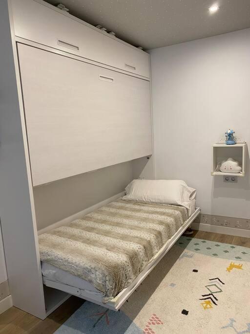 Apartamento A 100Metros De La Playa De San Lorenzo กิฮอน ภายนอก รูปภาพ